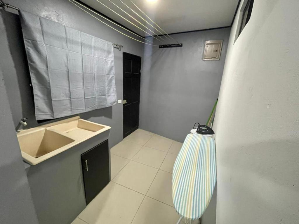 Apartamentos Cielo #1, Airport Juan Santamaria Alajuela Exterior photo